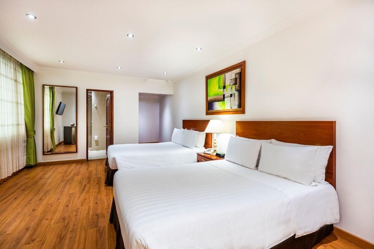 Hotel Andes Plaza Богота Екстериор снимка