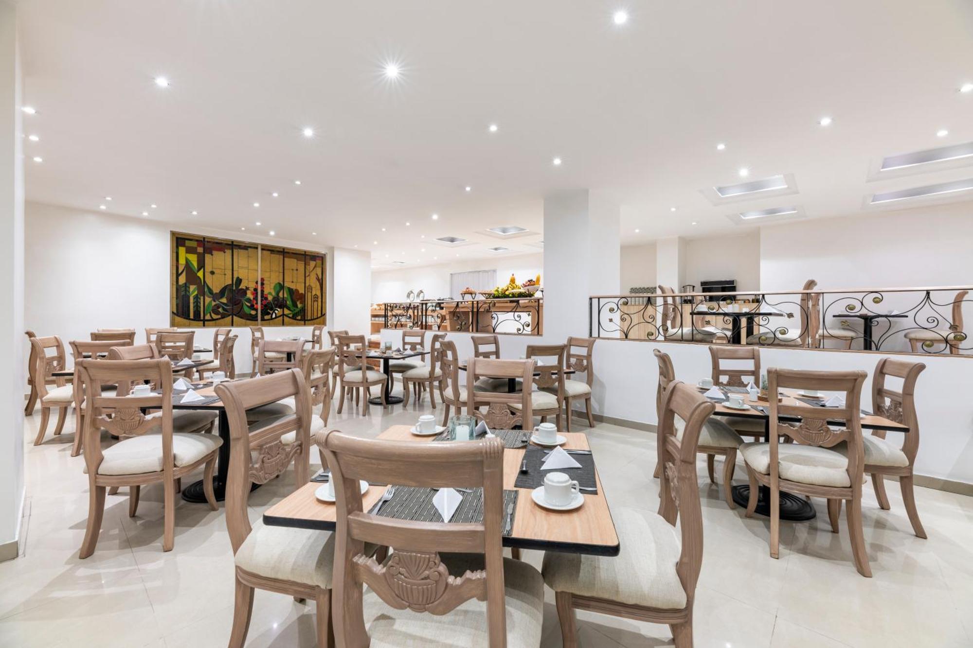 Hotel Andes Plaza Богота Екстериор снимка