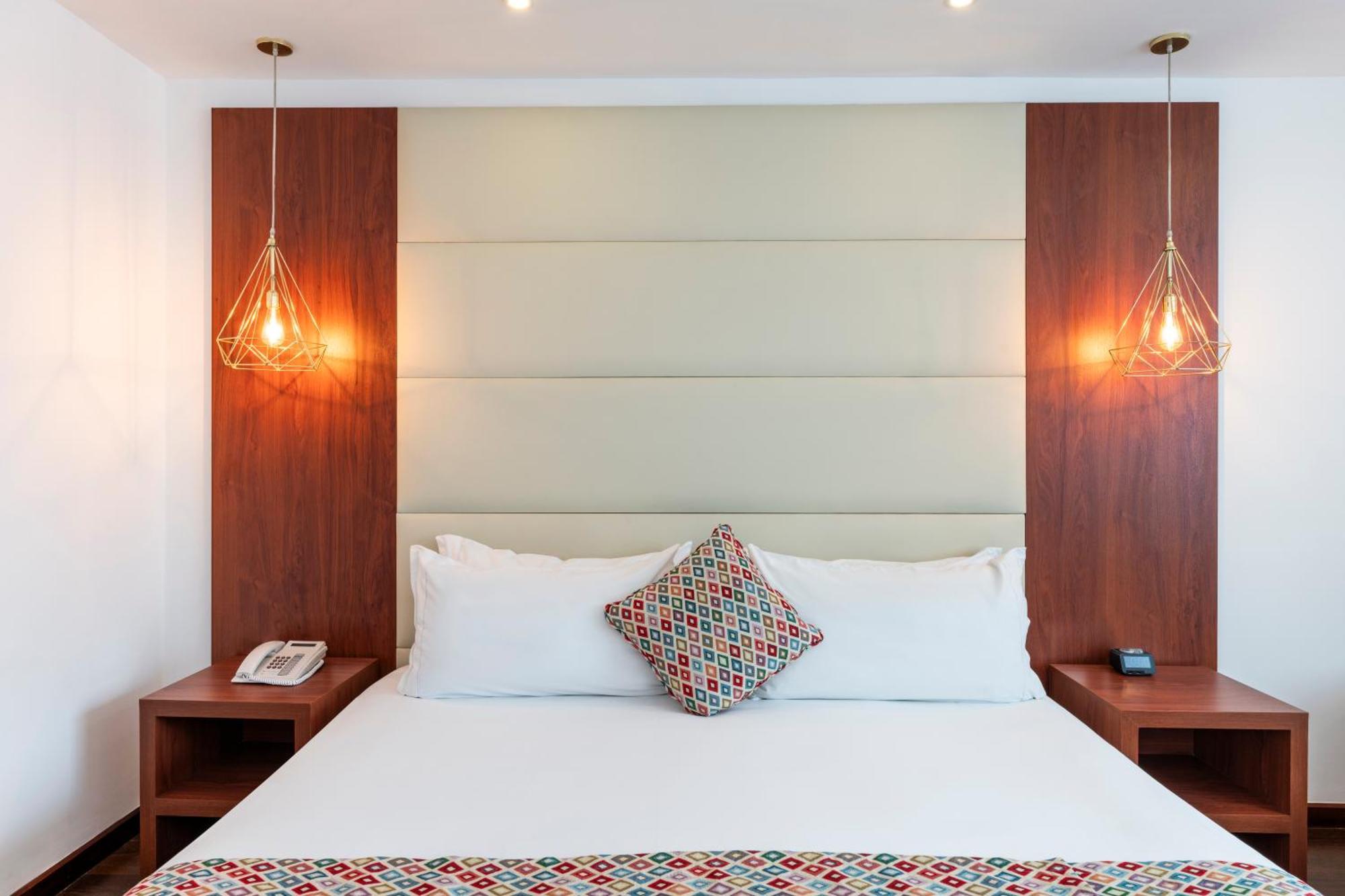 Hotel Andes Plaza Богота Екстериор снимка